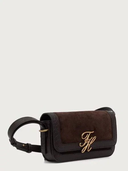 Tommy Hilfiger crossbody torbica semišasta SCRIPT rjava