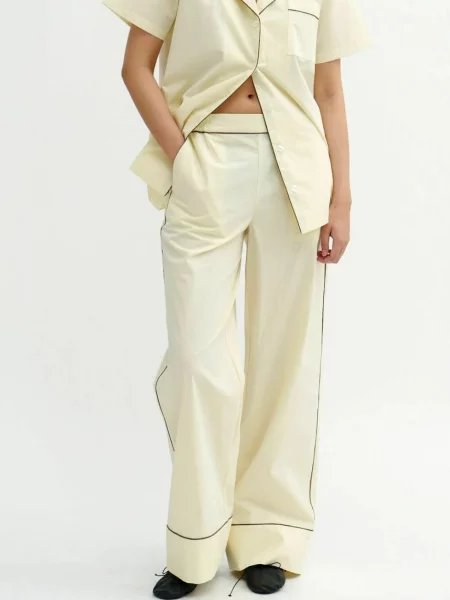 Résumé Pantaloni AcaciaRS corai