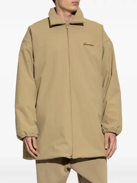 Яке Fear Of God Essentials бродирано