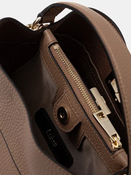 Кожаная мини сумка ведро Furla