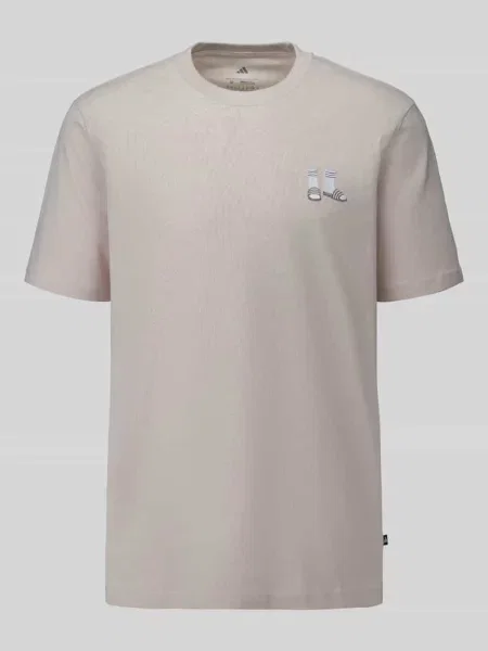 T-shirt o kroju regular fit z małym nadrukiem skarpety Adidas Sportswear beżowa