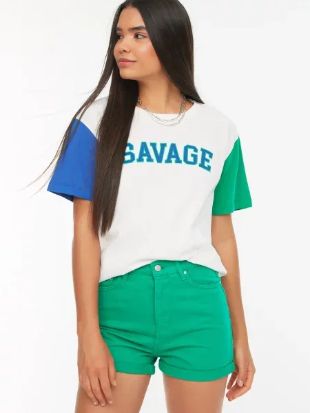 Pantaloni scurți din denim Trendyol verde