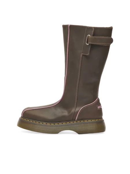 Kozaki Dr. Martens brązowe