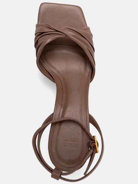 Кожаные босоножки Answear.lab на шпильке