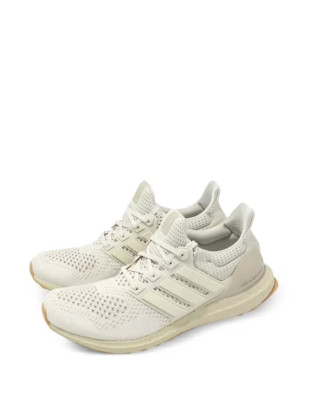 Sneakerși Adidas UltraBoost cu dungi