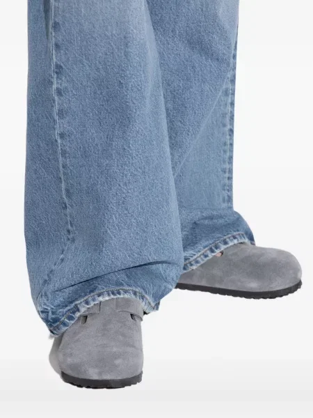 Papuci tip mules Birkenstock din piele de căprioară cu cataramă gri
