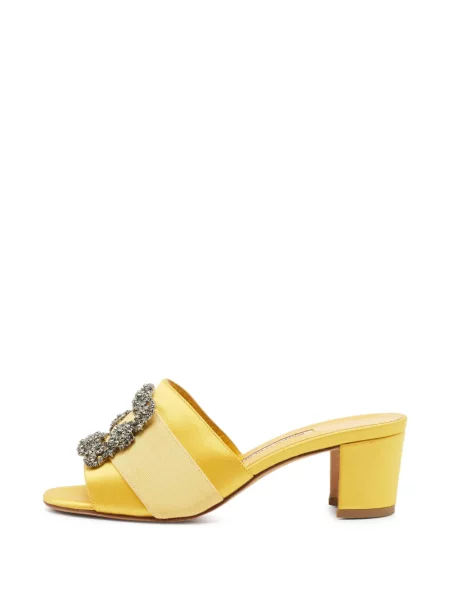 Csatos szandál Manolo Blahnik sárga