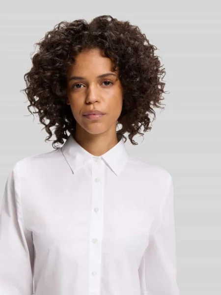 Bluzka o kroju slim fit z czystej bawełny z baskinką model EMBRELLA' Hugo biała