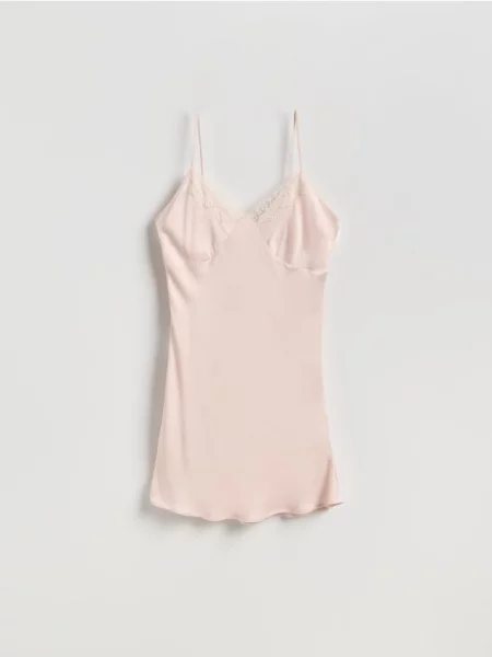 Reserved Cămașă de noapte cu conținut ridicat de nude