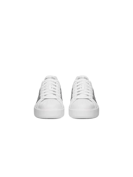 Sneakersy adidas bílé