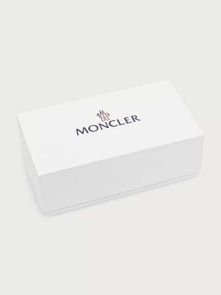 Солнцезащитные очки Moncler