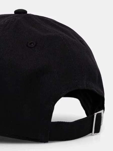 Кепка Boss с аппликацией черная