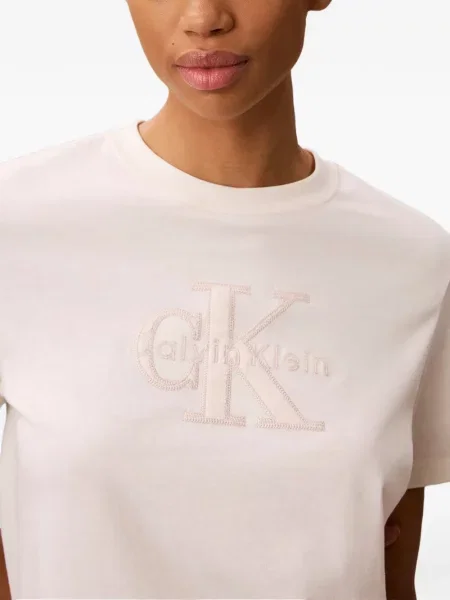 Scurt tricou Calvin Klein cu broderie roz