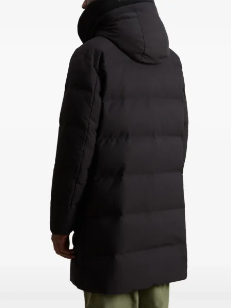Kapucnis kabát Woolrich fekete