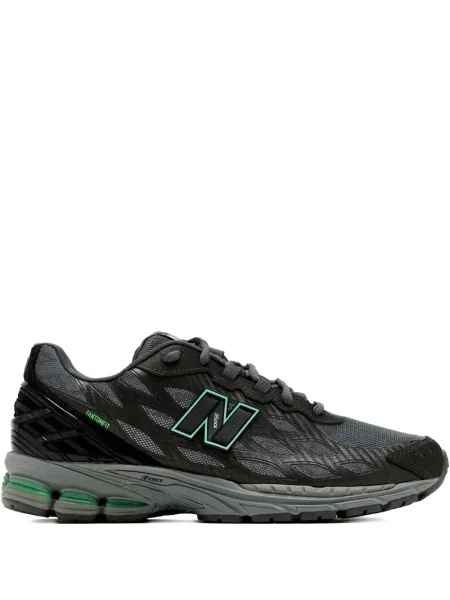 Sneakerși New Balance din piele de căprioară negru