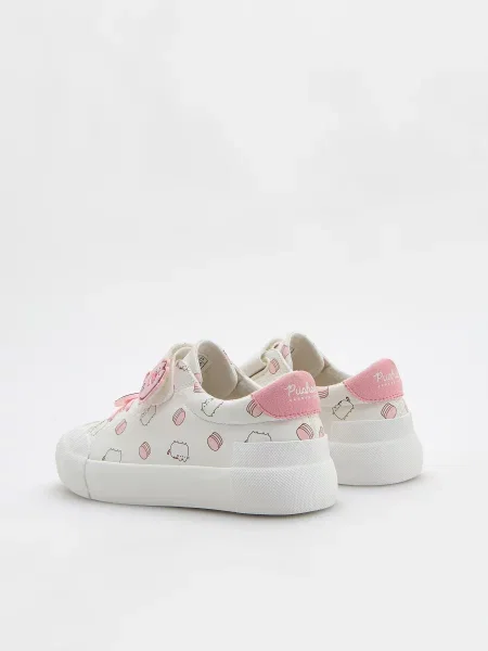 Кеды Reserved белые