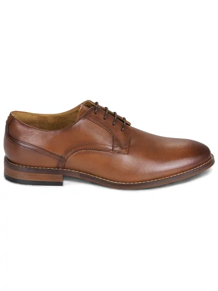 Pantofi Clarks din dantelă maro