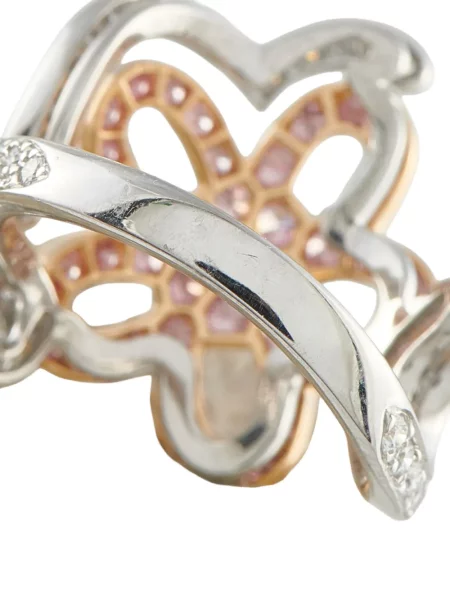 Inel Van Cleef & Arpels cu model floral alb