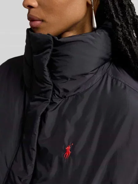 Kurtka pikowana o pudełkowym kroju z wyhaftowanym logo Polo Ralph Lauren czarna