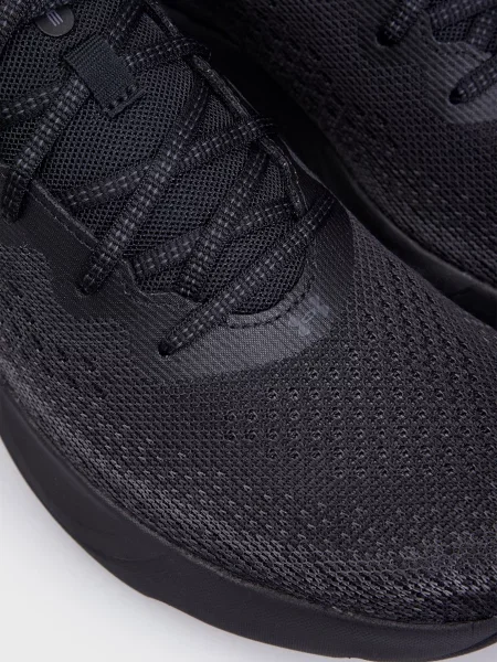 Кроссовки для бега Under Armour черные