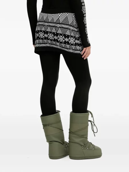 Клинове Newland зелено