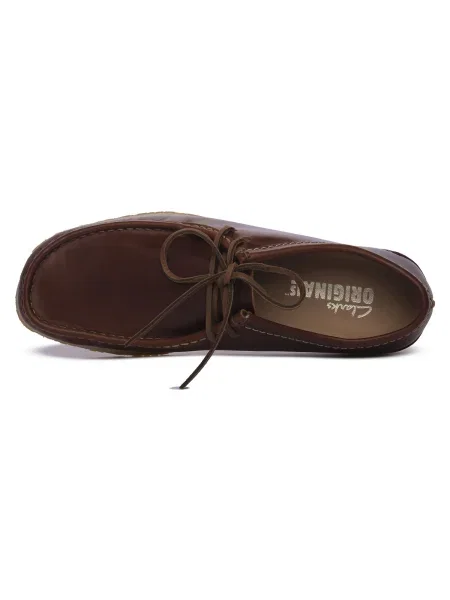 Pantofi Clarks din dantelă maro