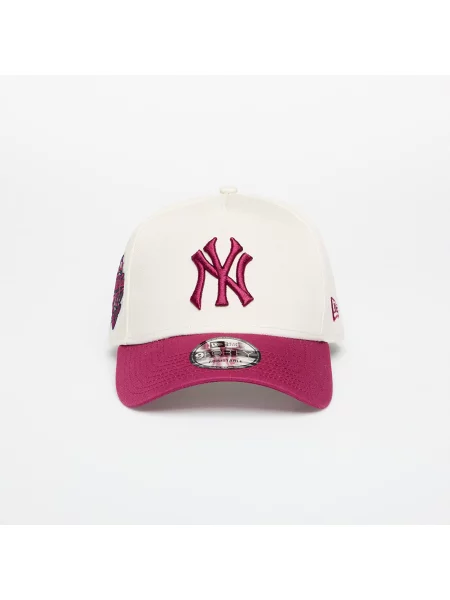 Шапка с козирка New Era с апликация бежово