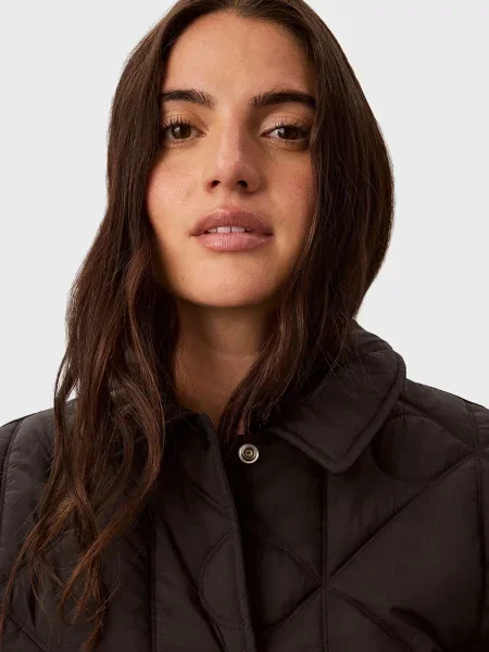 Стеганая короткая джинсовая куртка Calvin Klein Jeans черная