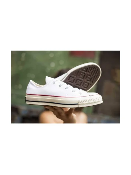 Pantofi Converse retro din canvas alb