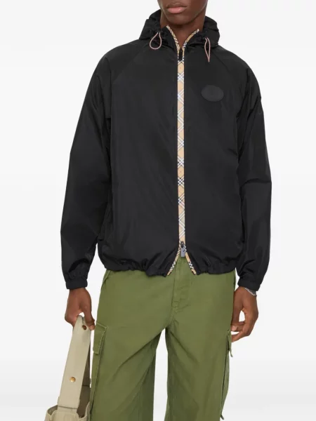 Geacă Burberry cu glugă negru