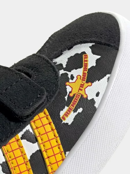 Детские кроссовки Adidas