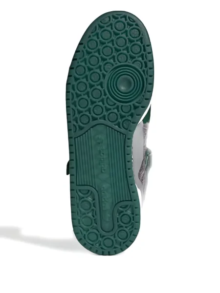 Top Adidas alergare cu decolteu în V alb