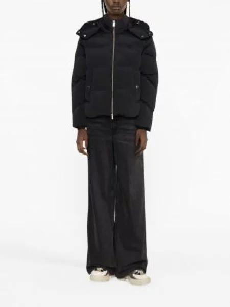 Striukė Woolrich su gobtuvu juoda