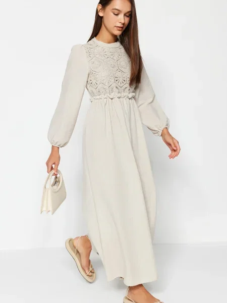 Rochie Trendyol cu strasuri gri