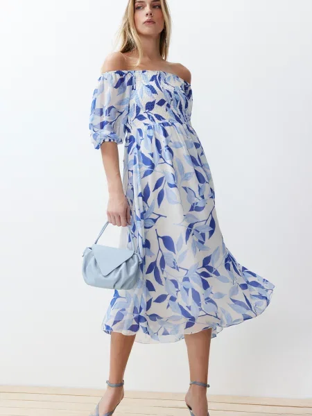 Rochie maxi Trendyol din șifon cu model floral gri