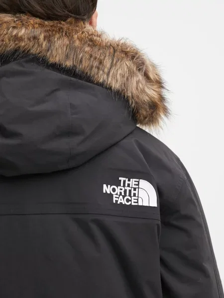 Пуховик The North Face черный