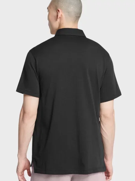 Спортивная футболка Under Armour черная