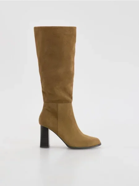 Замшевые ботфорты Reserved бежевые