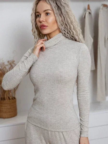 Женский однотонный гольф сіра