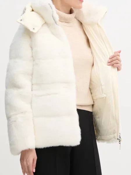 Пуховик Mackage бежевый