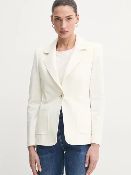 Luisa Spagnoli sacou un singur rand de neted bej