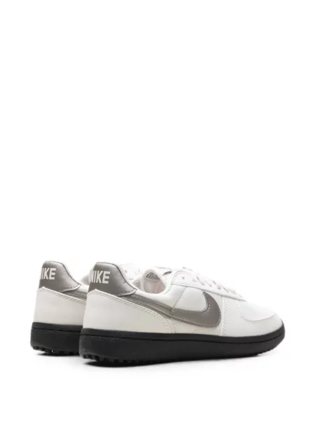 Sneakerși Nike alb
