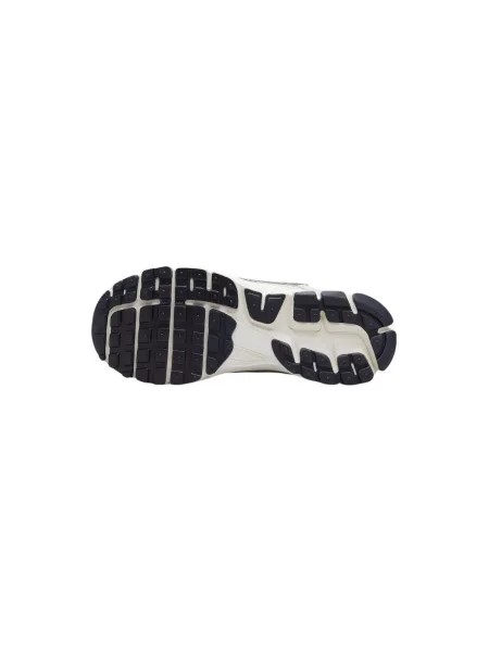 Pantofi Nike gri
