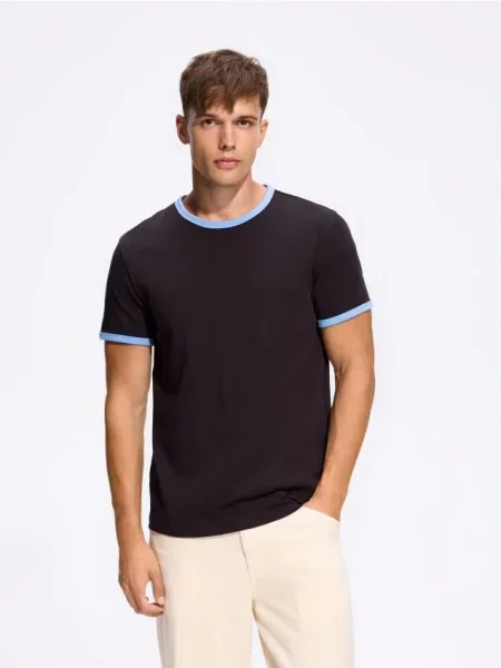 Reserved tričko slim fit tmavohnedá