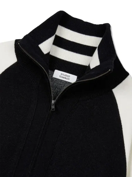 Cardigan Studio Tomboy din jacard negru