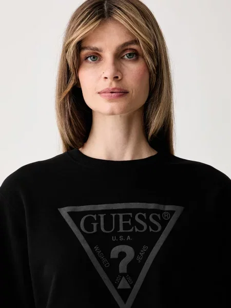 Суитчър Guess черно