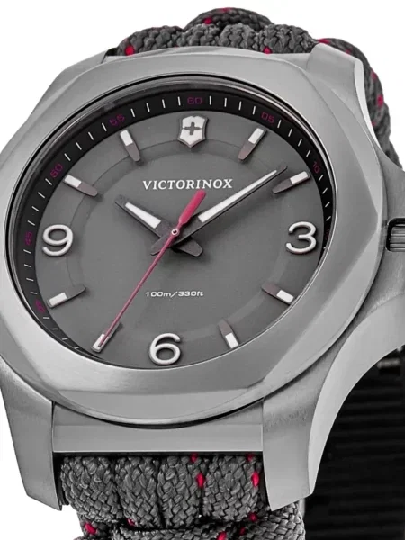 Ceas Victorinox gri