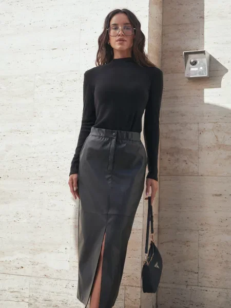 Спідниця міді Seventeen віскоза/поліестер чорний