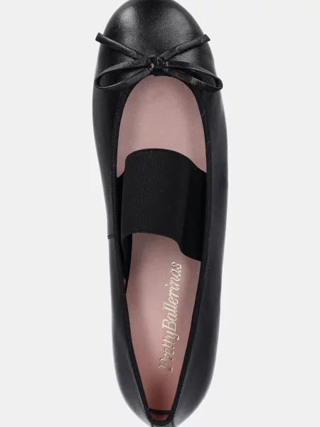 Кожаные балетки Pretty Ballerinas черные