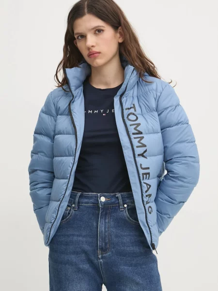 Пухено яке Tommy Jeans преходен модел синьо